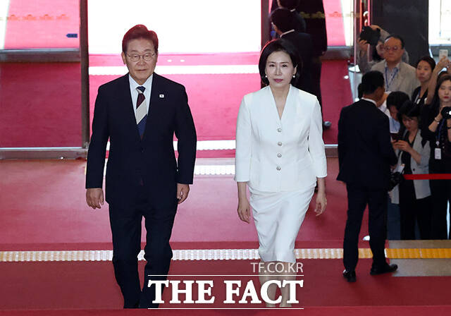 대통령실은 16일 이재명 대통령은 오늘 주요 7개국 정상회의(G7) 참석을 위해 출국한다고 밝혔다. 김혜경 여사도 동행한다. /국회사진기자단