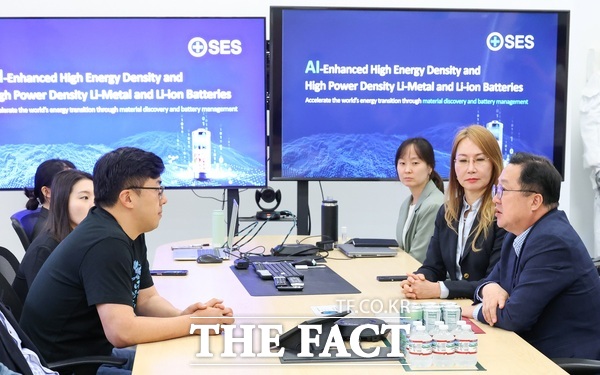 이장우 대전시장이 16일(현지시각) SES AI 미국 보스턴 본사를 방문했다./대전시