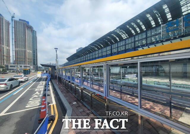 새로 단장한 천안아산역 택시 승강장./아산시