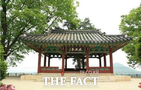 경기 파주시에 소재하고 있는 경기도 유형문화유산인 화석정 전경./파주시