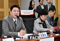 개회사하는 진종오 의원 [포토]