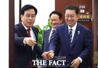  상임위 협상 평행선 與野…법사위 두고 대치 계속
