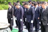  한화 방산 3사, 6·25 75주년 앞두고 현충원 참배