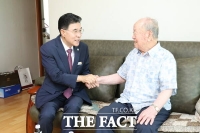  이응우 계룡시장, 6·25 참전용사 가정방문 위문