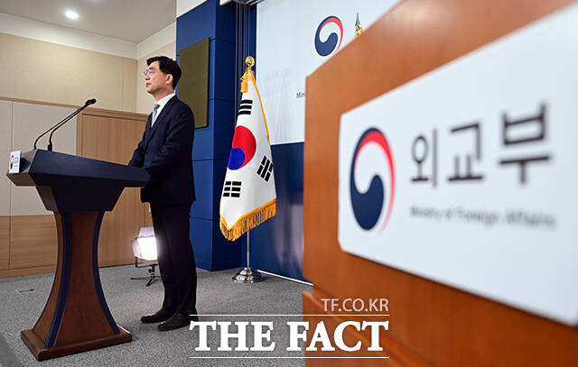 외교부는 22일 미국의 이란 핵시설 공격에 대해
