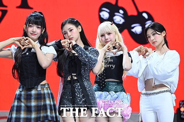 그룹 Baby DONT Cry(베이비돈크라이)가 소속사 수장 싸이와 데뷔앨범 프로듀싱을 맡은 그룹 아이들 전소연을 언급했다. /서예원 기자