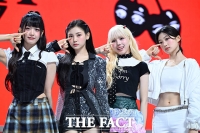  전소연 프로듀싱한 '싸이 걸그룹'...'베이비돈크라이' 데뷔 [TF사진관]