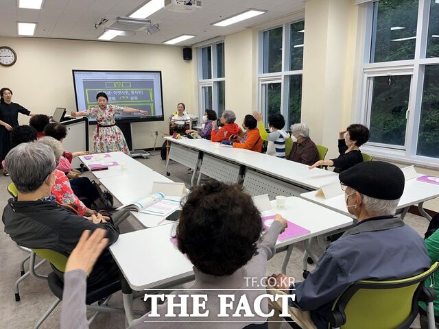 광주 남구가 문화예쑬 치유프로그램을 운영하고 있다./광주 남구