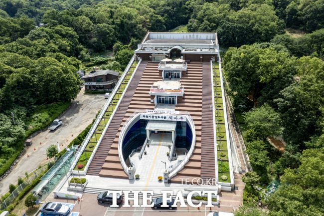 의왕시 중앙도서관 전경./의왕시