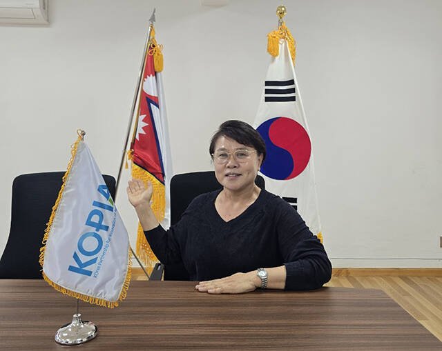 12일(현지시간) 네팔 카트만두 코피아(KOPIA) 센터에서 정미혜 소장은 네팔은 다양한 국제기가구 들어와 있지만 중복되거나 끊기는 사업이 많다며 사업들을 조직화해 지속가능한 구조로 만들어야 한다고 말했다/.공동취재단