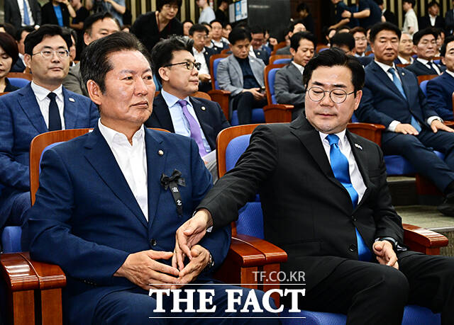 손 한번 더 잡아봅시다