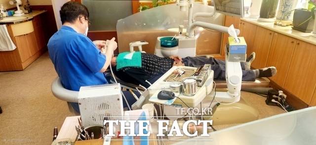 고흥군이 저소득 중장년층을 대상으로 틀니·임플란트 지원사업을 실시하고 있다. /고흥군