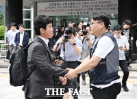  민주노총 조합원 만난 김영훈 후보자 [포토]