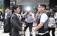  인사청문회 사무실 첫 출근해 민주노총 금속노조 만난 김영훈 후보 [TF사진관]