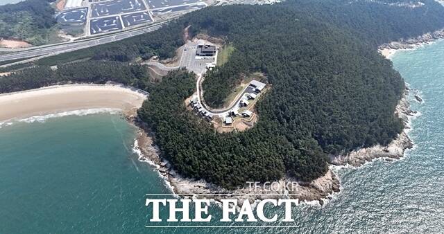 보령 원산도 자연휴영람 내 조성된 완료된 숙박지구 /충남도