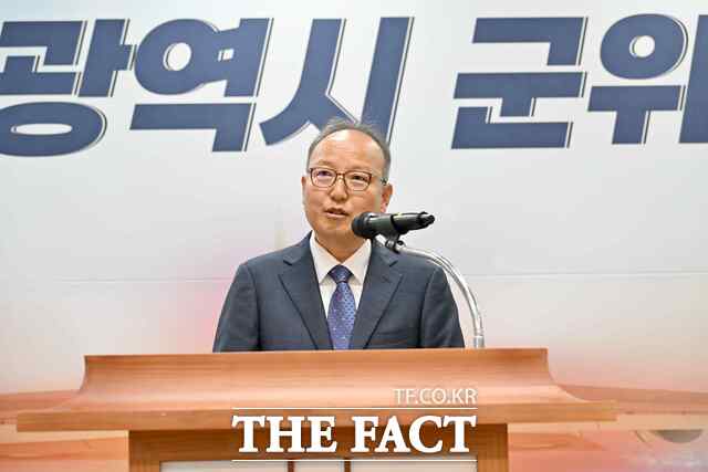 신임 배춘식 대구시 군위군 부군수 /군위군