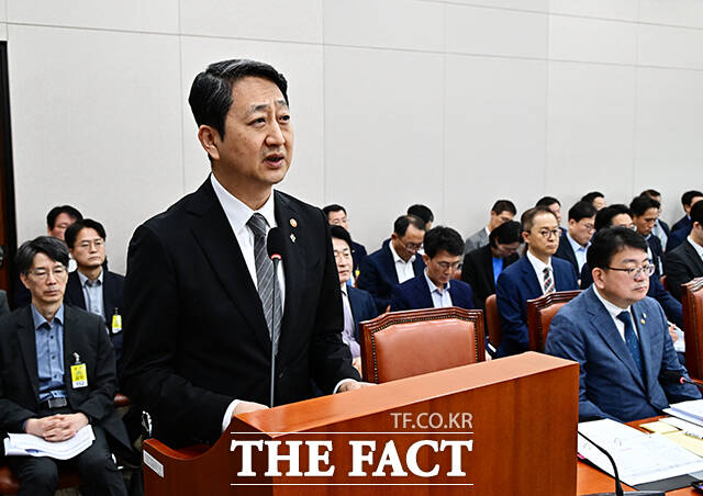 추경안 보고하는 안덕근 산업통상자원부 장관.