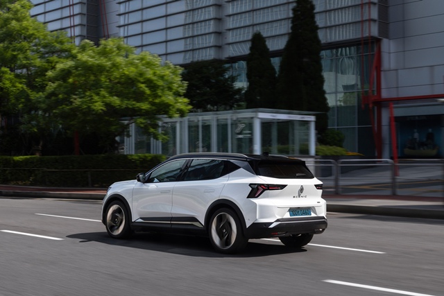 르노코리아는 세닉 E-Tech 100% 일렉트릭 테크노 트림 기준으로 서울시 보조금 반영 시 4600만원대부터 구입 가능할 것으로 예상하고 있다. /르노코리아