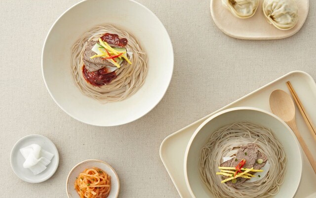 CJ제일제당이 여름철 냉면 제품 4종을 리뉴얼했다. /CJ제일제당