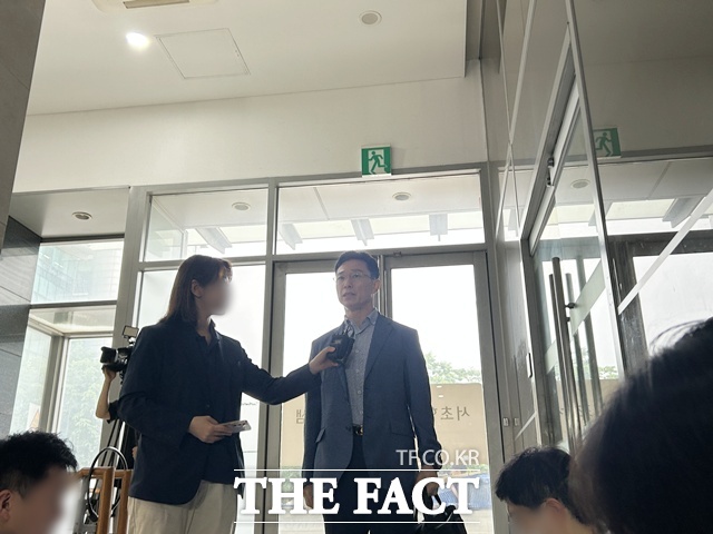 임성근 전 해병대 1사단장 26일 오전 서초한샘빌딩에서 취재진에게 입장을 밝히고 있다. /김해인 기자