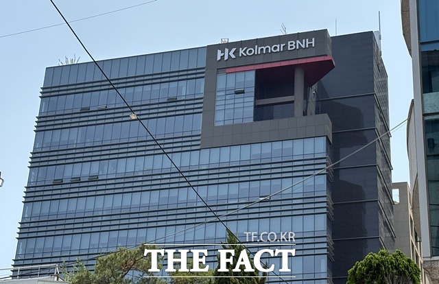 윤여원 콜마비앤에이치 대표이사가 윤상현 콜마홀딩스 대표이사를 상대로 제기한 가처분 신청에 대한 심문기일이 다음 달 진행된다. /문화영 기자