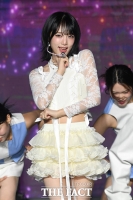 최예나, 방탄소년단 진 솔로 팬콘서트 출격…듀엣 무대 장식
