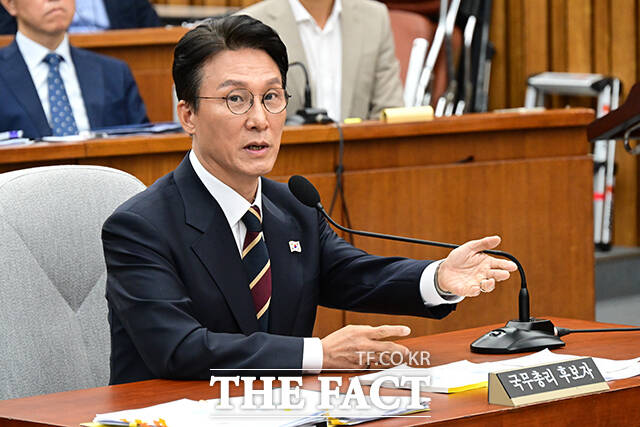 김민석 국무총리 후보자가 25일 국회에서 열린 인사청문회에 출석해 주진우 국민의힘 의원의 질의에 답하는 모습. /남윤호 기자