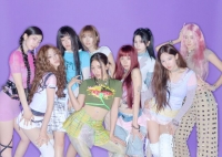 트와이스, 의상·렌즈·네일 모든 게 컬러풀