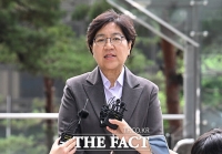  정은경, 배우자 주식 논란 