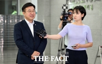  인사청문 사무실 첫 출근하는 윤호중 행안부 장관 후보자 [포토]