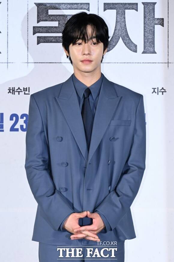 배우 안효섭이 넷플릭스 영화 케이팝 데몬 헌터스로 화제를 모으고 있는 가운데 OST 커버 영상을 공개해 눈길을 끌었다. /장윤석 기자