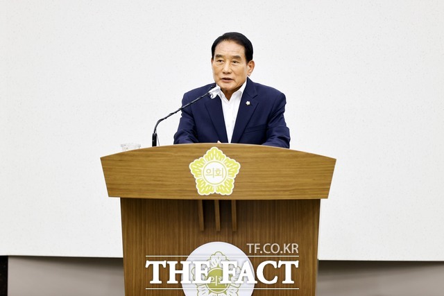 김덕주 당진시의원이 지난달 30일 5분 자유발언에서 공공심야약국 추가 지정 및 예산 확보의 필요성을 강력하게 제안했다. /당진시의회