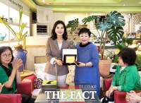  인미동 유성구의원, 지역상권 및 골목상권 활성화 공로로 감사패