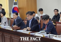  최저임금 5차 수정안…노동계 1만1140원 vs 경영계 1만130원
