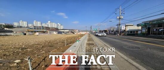 경기도가 본격적인 공사를 준비 중인 국지도 78호선 경기 파주시 선유 구간 교통 개선 사업의 현장 모습./경기도