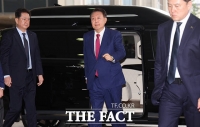  내란특검, 윤 체포방해 조사 마무리…국무회의·외환 혐의 볼 듯