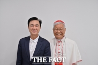  김태흠 지사, 유흥식 추기경 집전 미사 참석