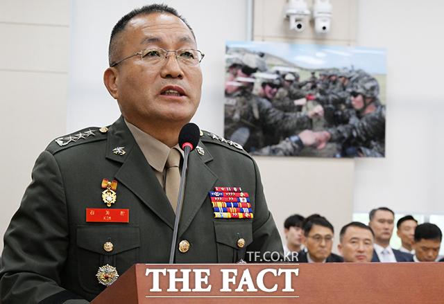 김계환 전 해병대 사령관은 7일 오전 10시20분 이명현 특별검사팀에 피의자 신분으로 출석했다./더팩트 DB