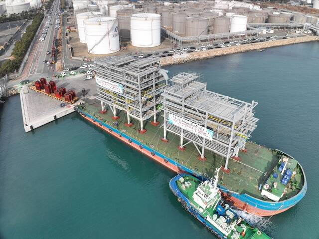 DLdㅣ앤씨가 샤힌 프로젝트 건설 현장에 PAR 모듈을 성공적으로 설치했다. /DL이앤씨