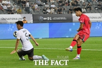  데뷔골 노리는 이호재 [포토]