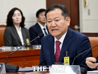  이상민, '돈다발 의혹'에 