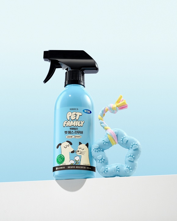 LG생활건강의 펫패밀리가 펫 메스 리무버를 출시했다. /LG생활건강