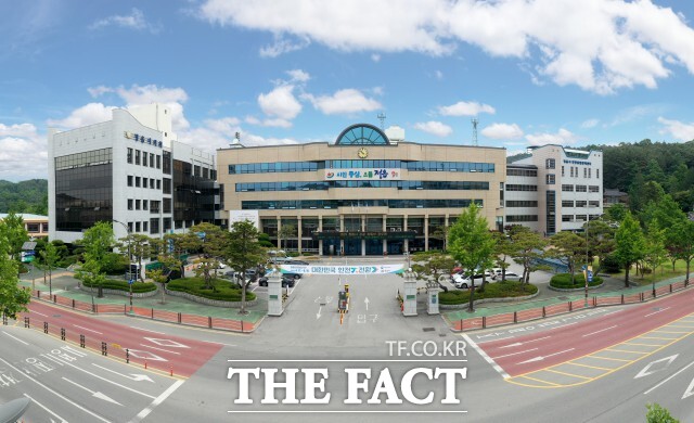 신청 대상은 신청일 기준 3개월 이상 정읍시에 주소를 둔 만 18세 이상 시민과 정읍시에 사업장이 있는 법인·기업이다. / 정읍시