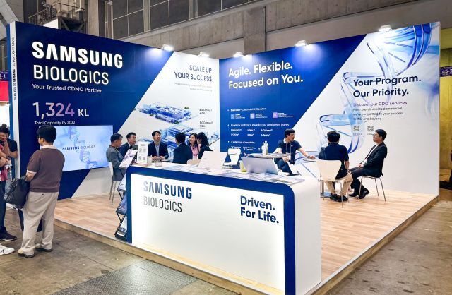 삼성바이오로직스가 오는 9일부터 11일까지 일본 도쿄에서 열리는 인터펙스 위크 도쿄 2025에 참가한다고 8일 밝혔다. 사진은 지난해 6월 일본 도쿄에서 열린 인터펙스 위크 도쿄 2024에 참가한 삼성바이오로직스 부스 전경. /삼성바이오로직스