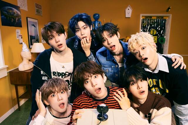 클로즈 유어 아이즈의 신보 Snowy Summer는 자유로운 유령이 돼버린 소년들의 이야기를 담은 앨범이다. /언코어