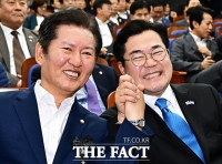  북콘서트·한주살이…정청래·박찬대, '호남 표심' 붙잡기 총력전