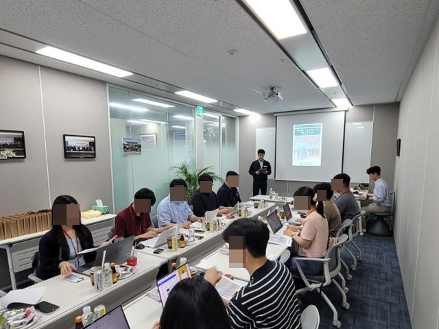 대우건설 노동조합은 9일 서울 중구 을지로 대우건설 사옥에서 기자간담회를 열고 총파업을 투표를 진행 중이라고 밝혔다. /대우건설 노동조합