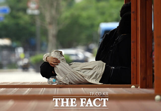 목요일인 10일 아침 최저기온은 20~25도, 낮 최고기온은 26~35도의 분포를 보이겠다./이새롬 기자