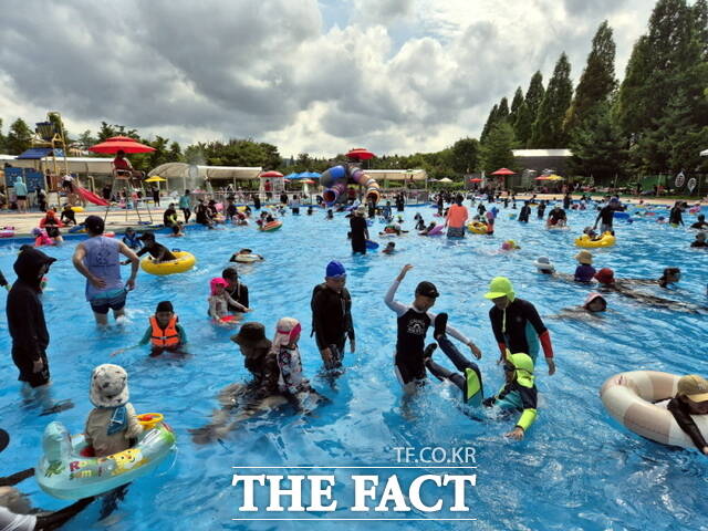 신정호정원 물놀이장./아산시