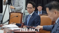 與 박선원 